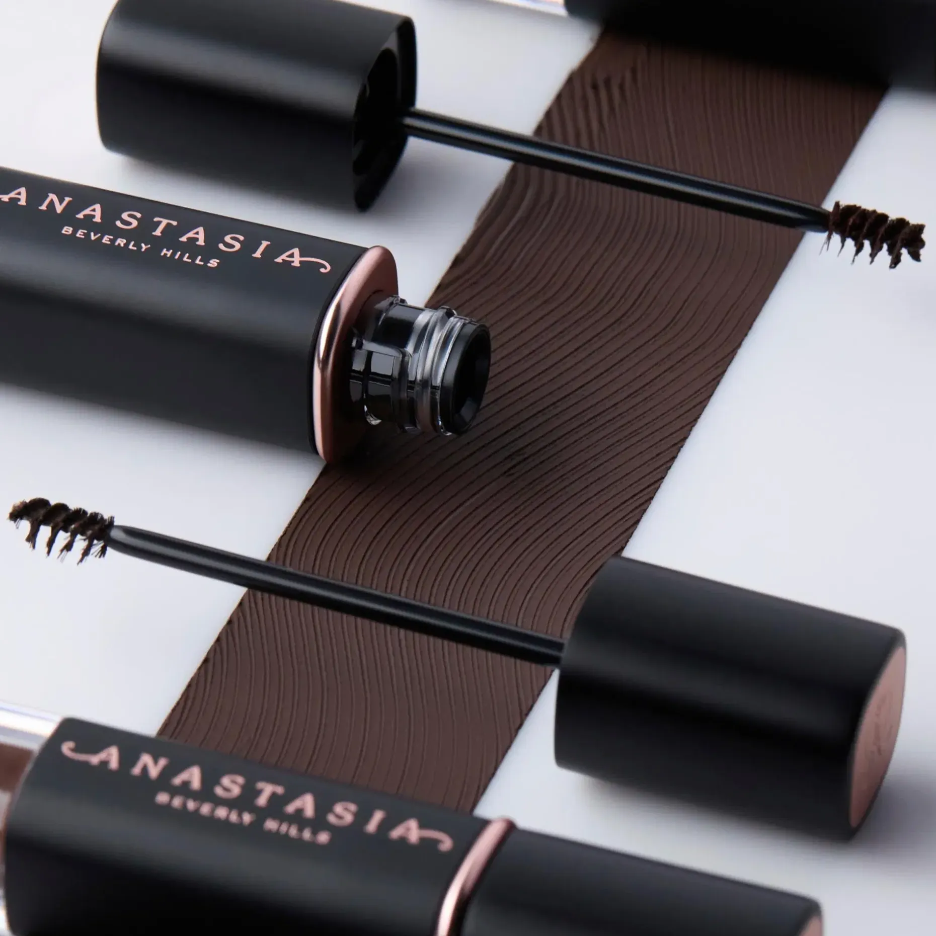 Anastasia Beverly Hills Deluxe Mini Volumizing Brow Gel kulmakarvageeli 2,1 ml