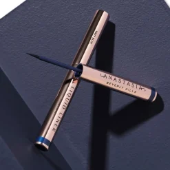 Anastasia Beverly Hills Liquid Liner silmänrajausväri 2,4 ml