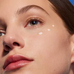 Biotherm Life Plankton™ Moisturizing Eye Cream silmänympärysvoide 15 ml