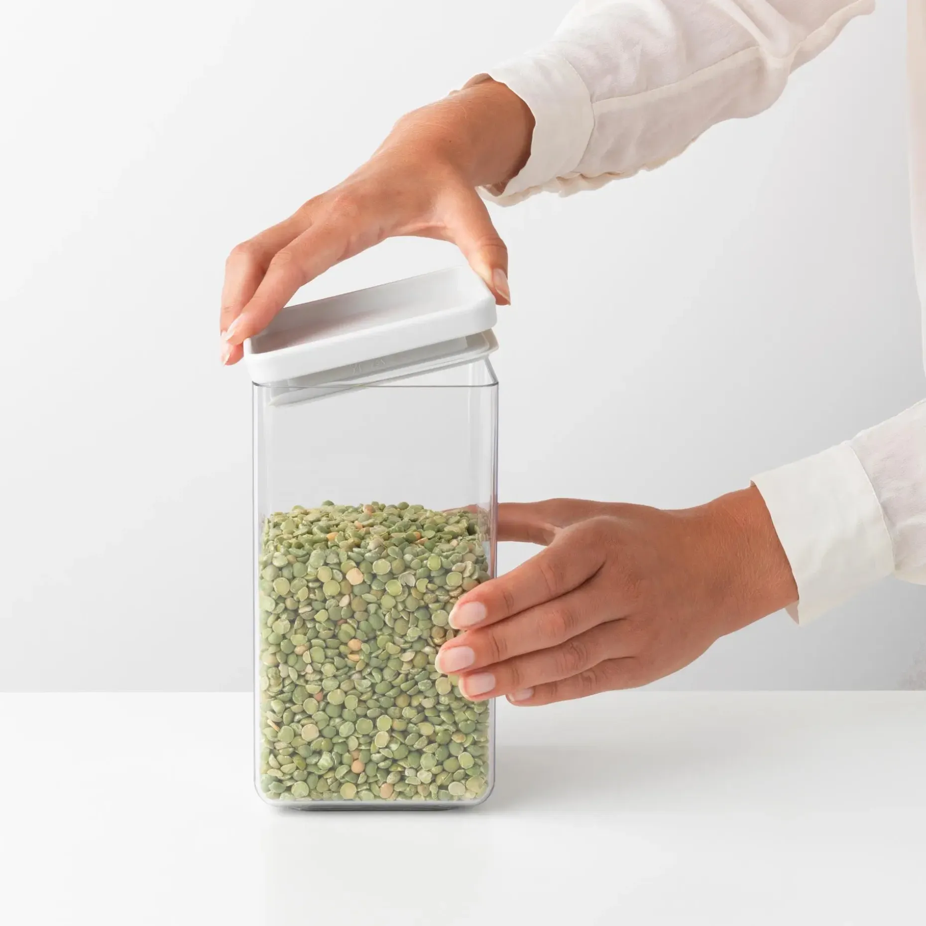 Brabantia nelikulmainen säilytyspurkki 1,6L light grey