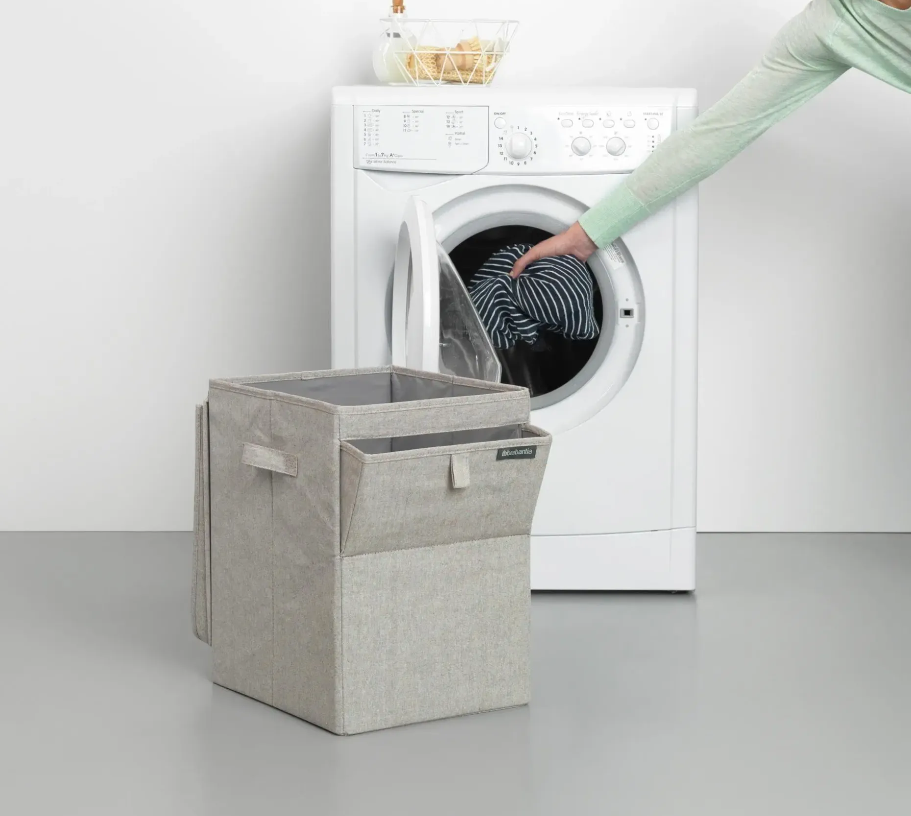 Brabantia pinottava pyykkikori 35L grey