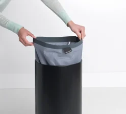 Brabantia pyykkikori korkkikansi 35L matt black