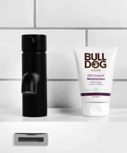 Bulldog Oil Control Moisturiser kosteusvoide 100 ml