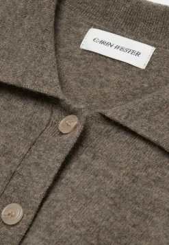 Carin Wester Enza neule