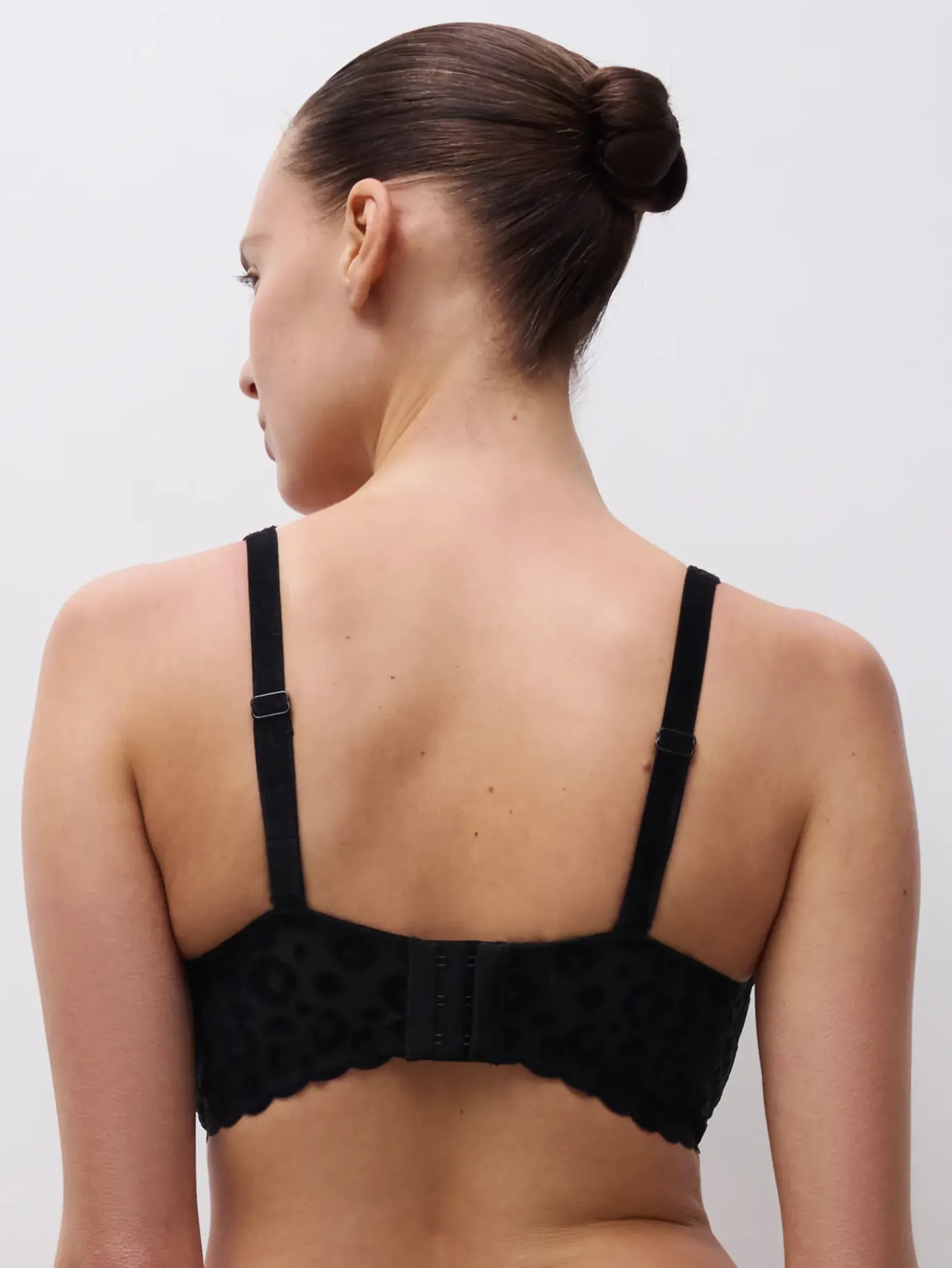 Chantelle Pulp Girls Plunge foam rintaliivit