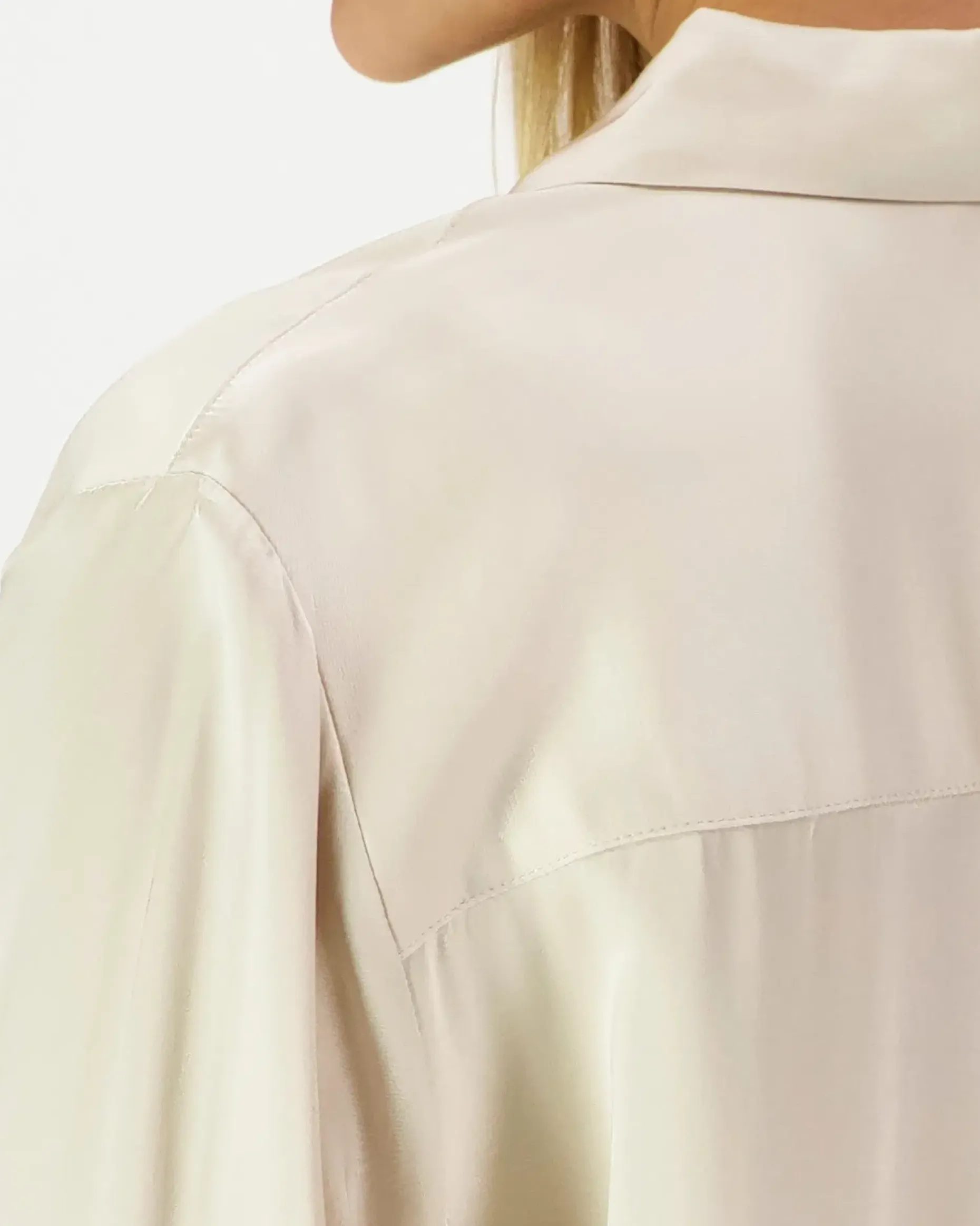 Claire Sabrina pusero