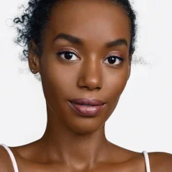 Clinique Beyond Perfecting Foundation + Concealer meikkivoide 30 ml
