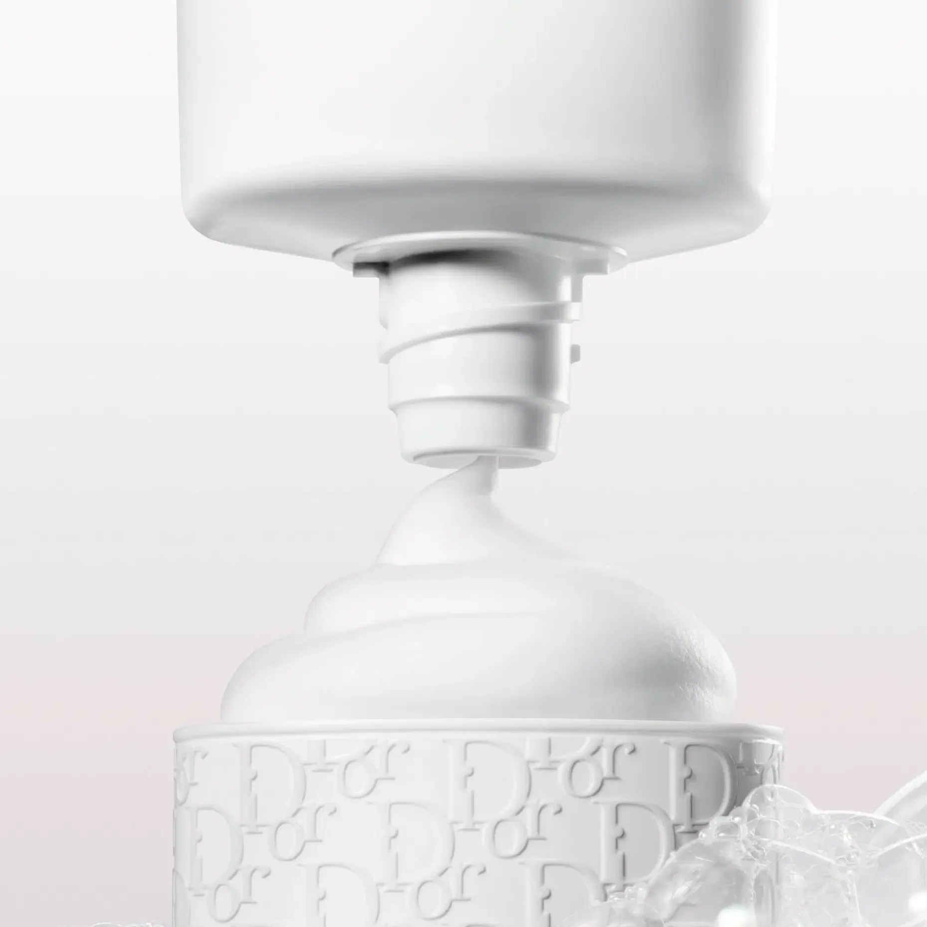 DIOR La Mousse OFF/ON Foaming Cleanser puhdistusvaahto 150 ml