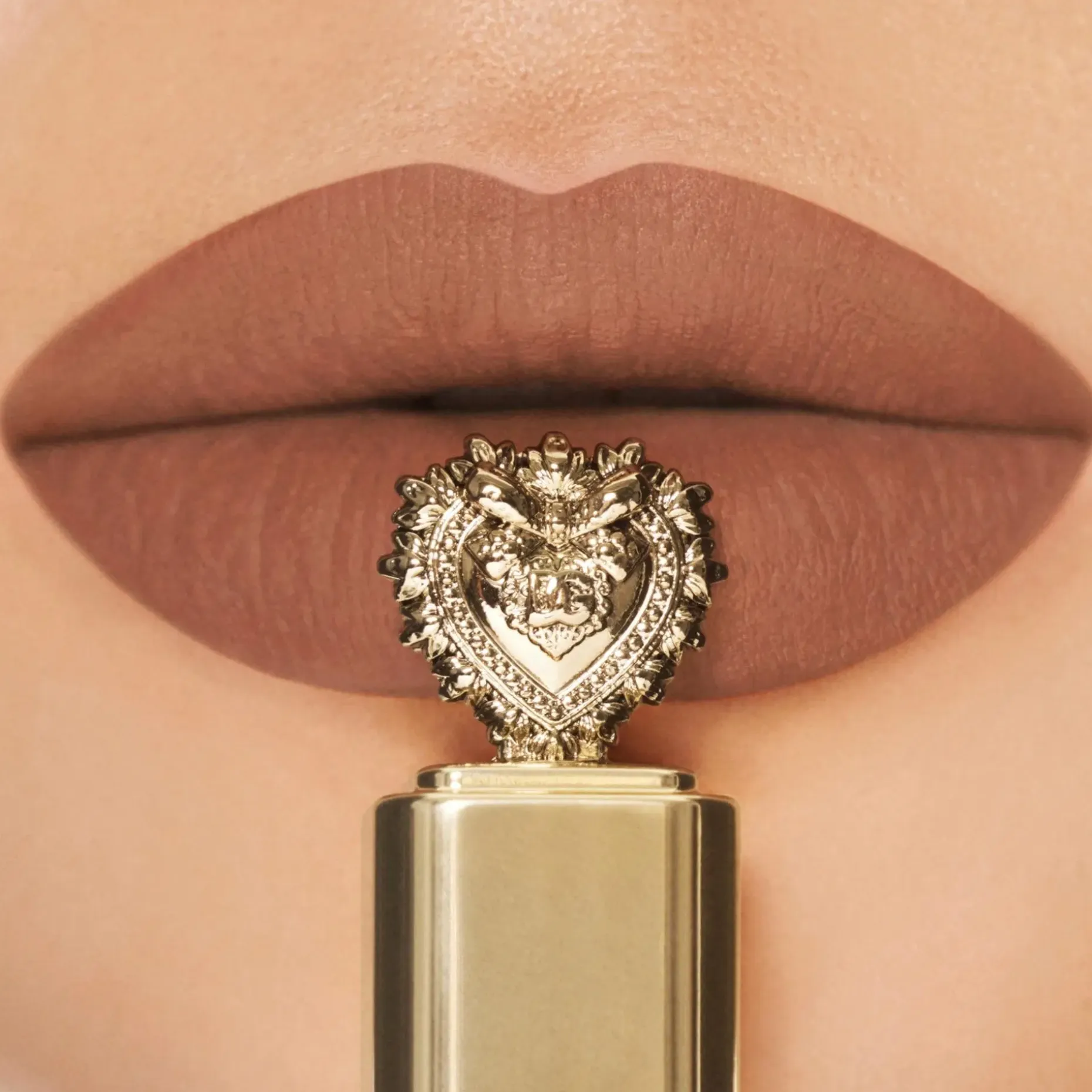 Dolce & Gabbana Everkiss Soft Matte Liquid Lipstick huulipuna 5 ml