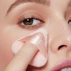 e.l.f. cosmetics Halo Glow Pinkie Puffs puuterivippa