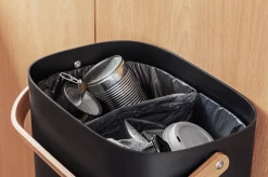 Eva Solo jäteastia Reflect 33 l musta