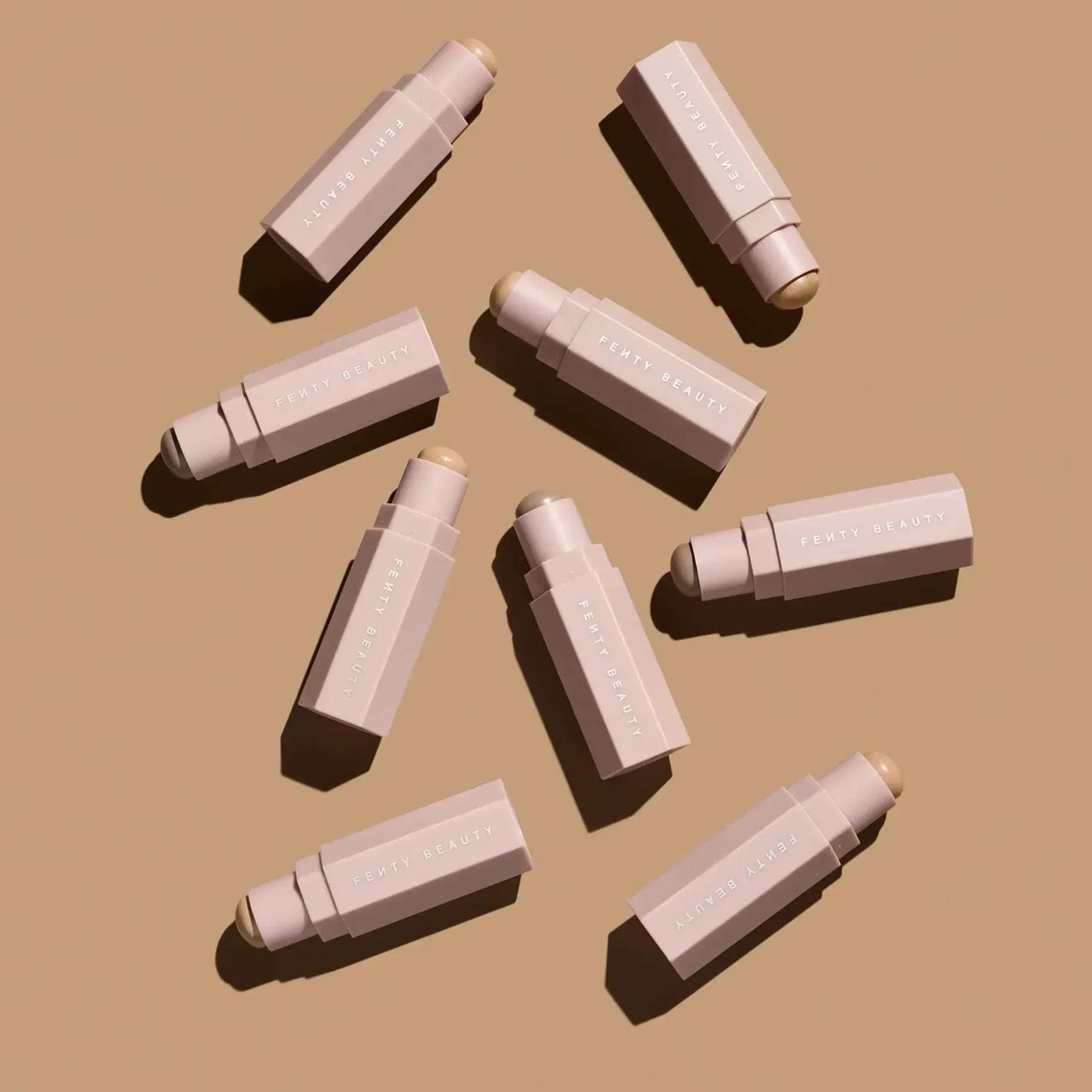 Fenty Beauty Match Stix Matte Contour Skinstick varjostuspuikko 7,1 g
