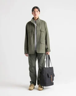 Herschel Retreat Tote