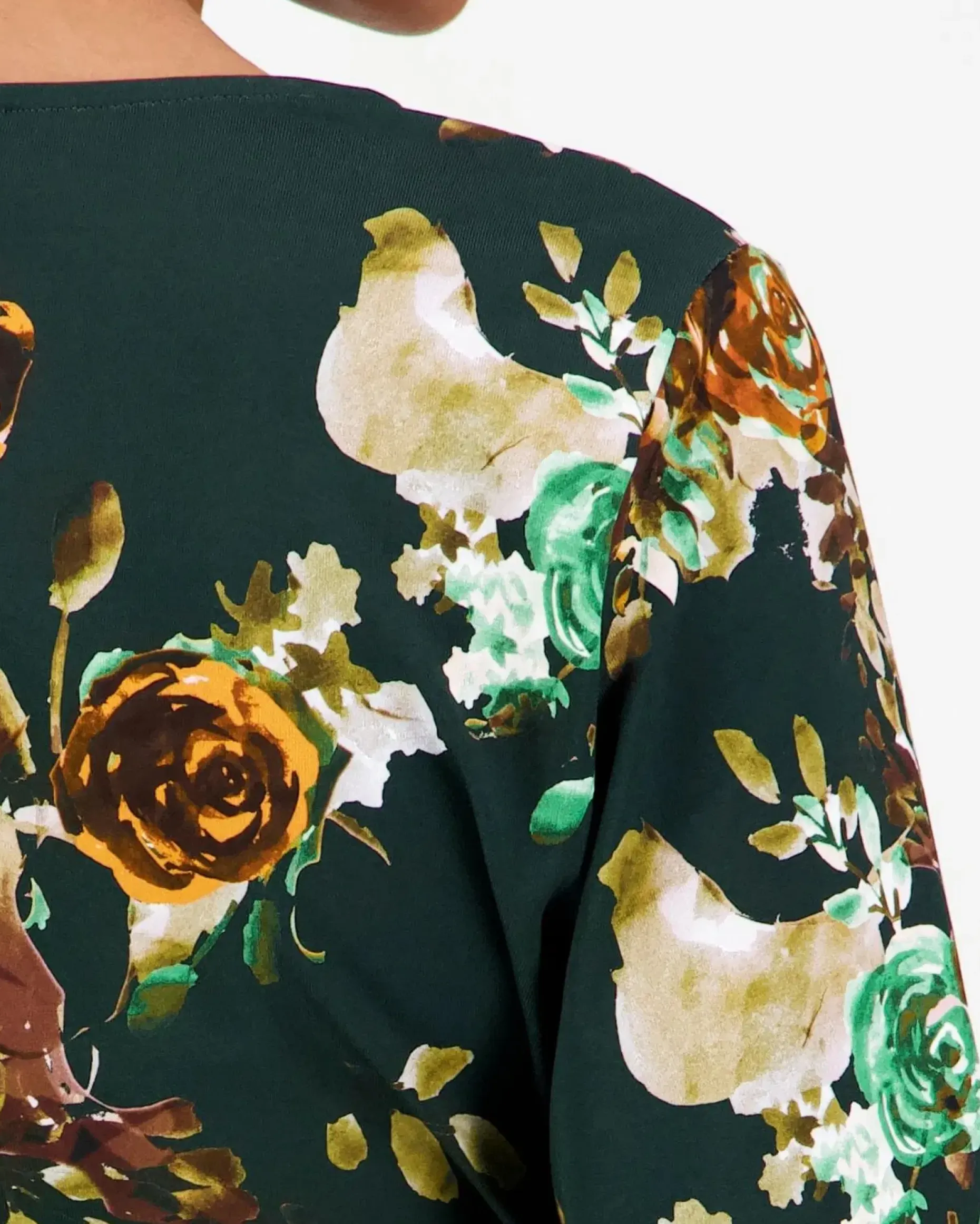 Kaiko Rose Yard Green Soft Wrap pusero