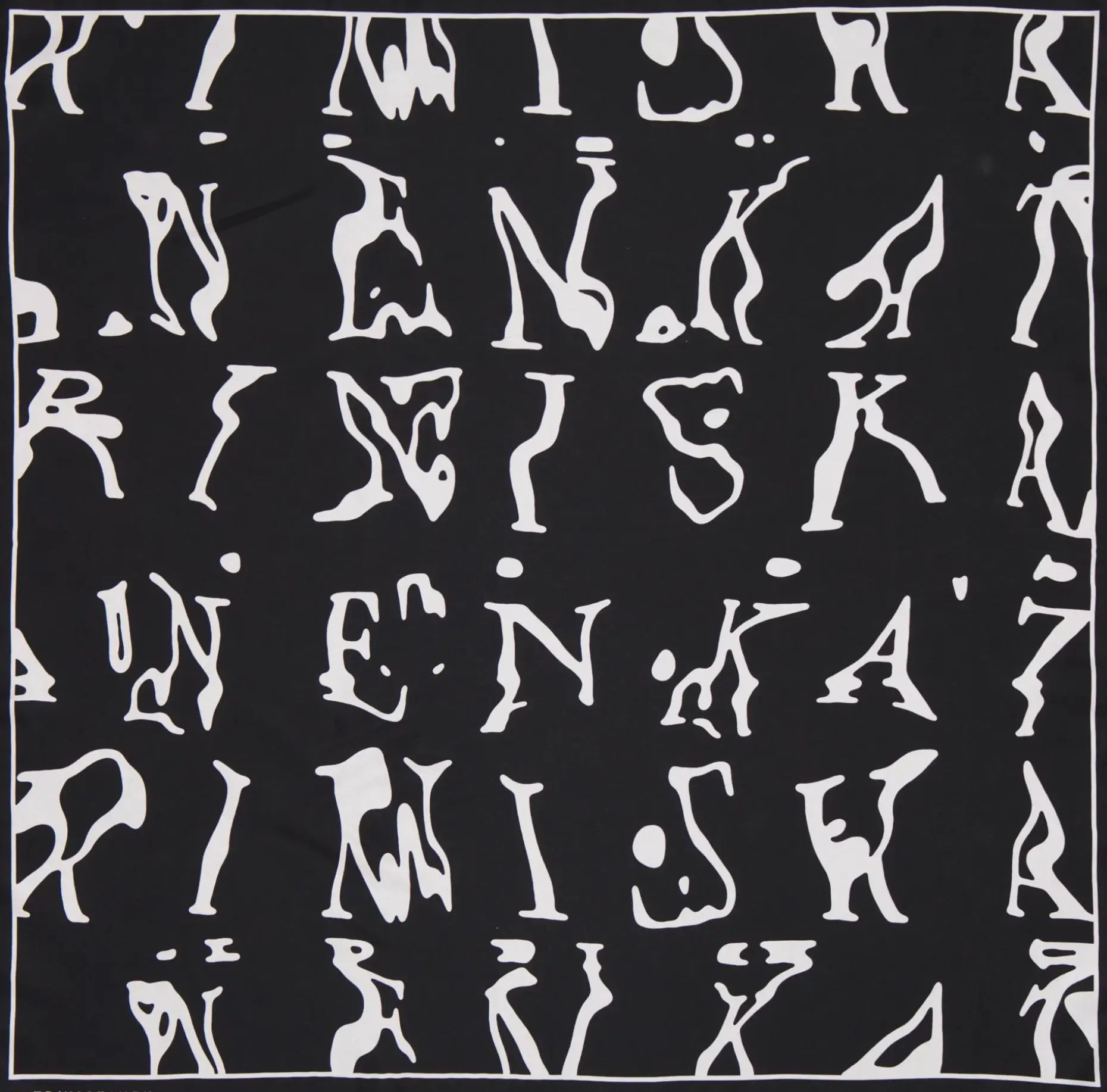 Katri Niskanen Logo huivi 70x70