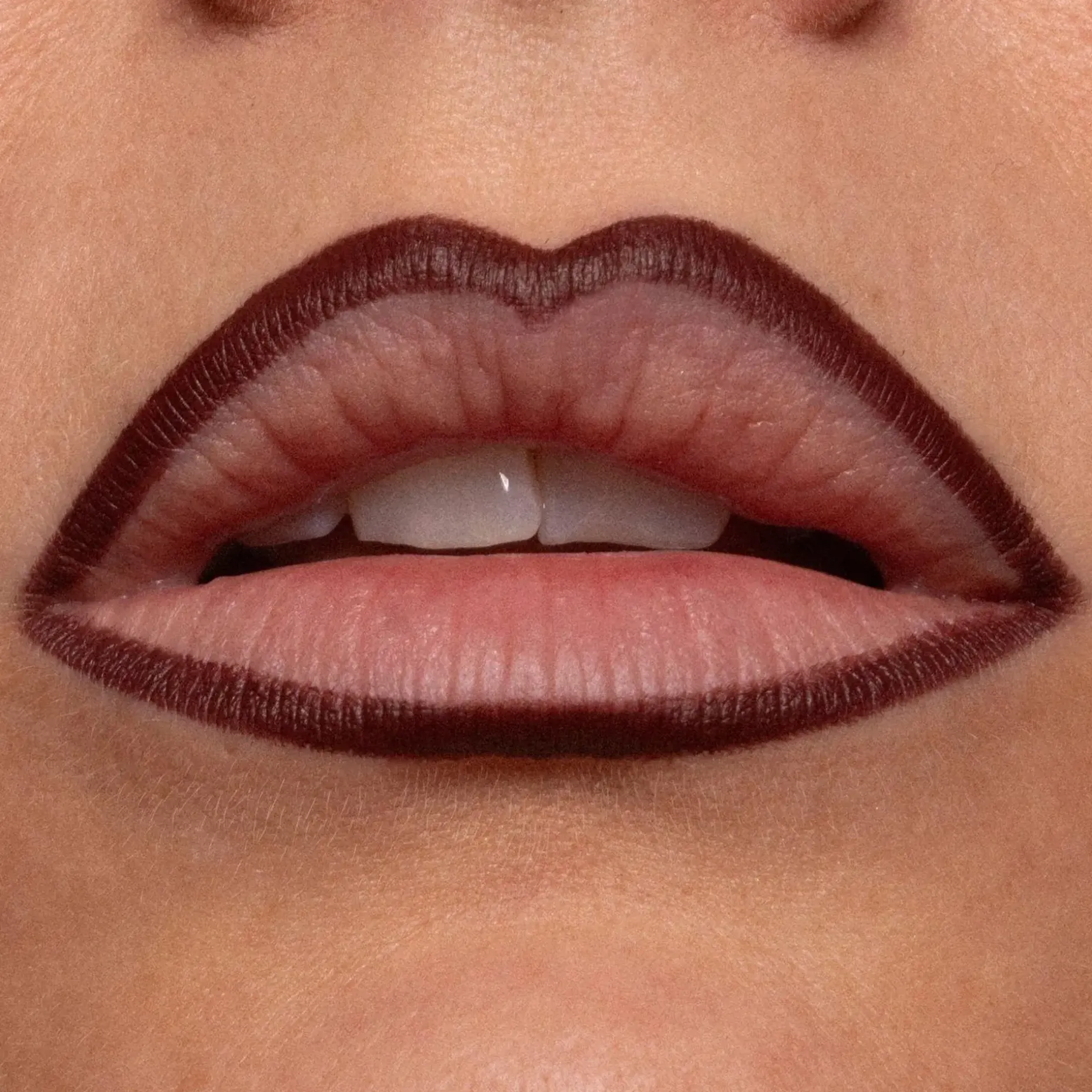 LH cosmetics Crayon -monikäyttöinen rajauskynä 1,1 g