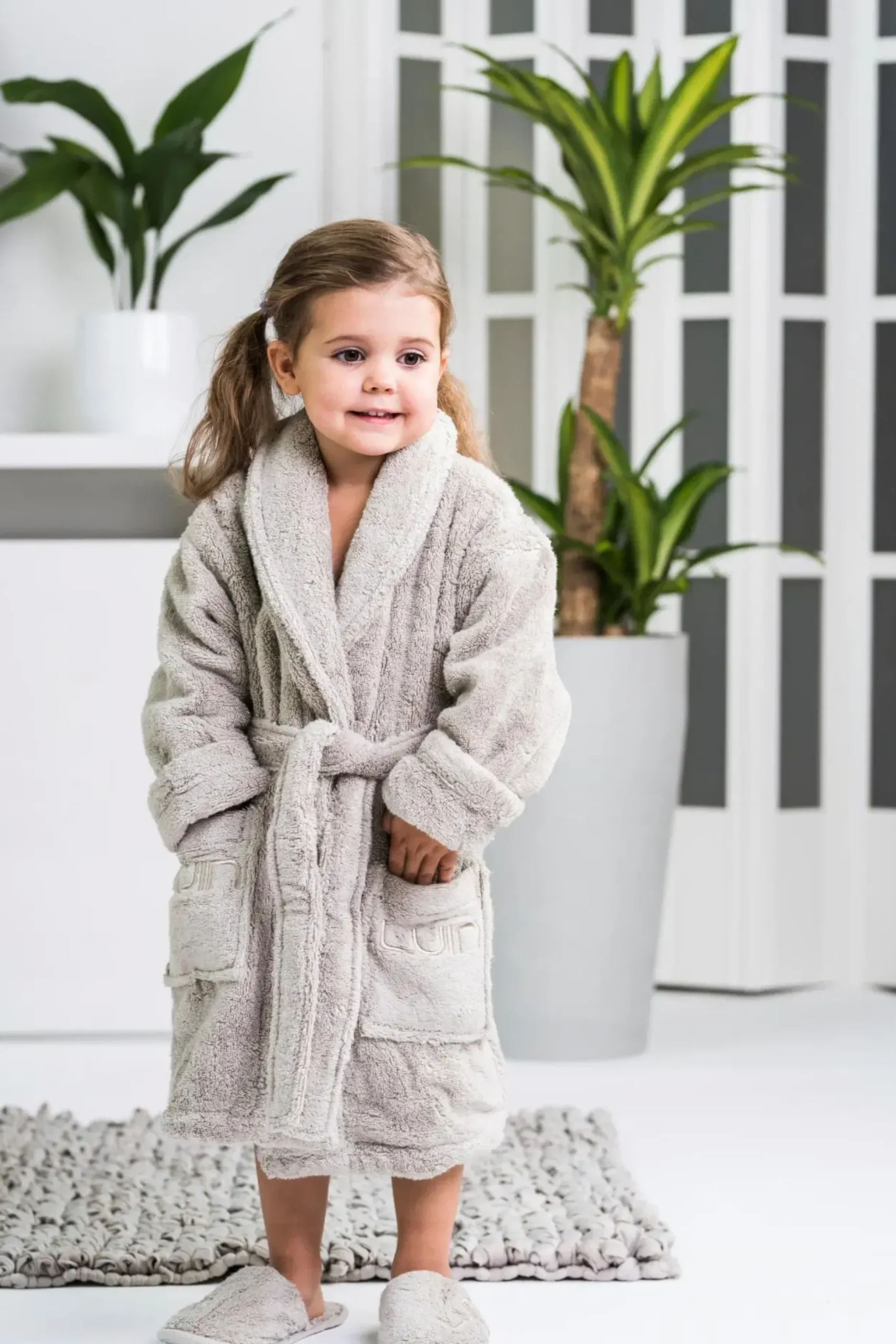 Luin Living lasten kylpytakki 130cm sand