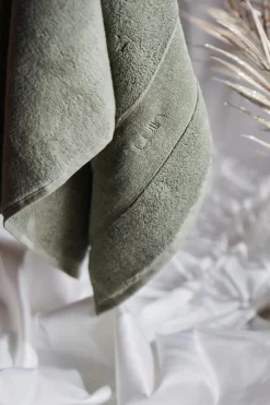 Luin Living Organic Elegance jättipyyhe 100x150cm ash green