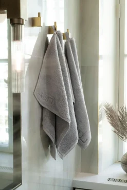 Luin Living Your Home Your Spa käsipyyhe 50x80 cm pearl grey