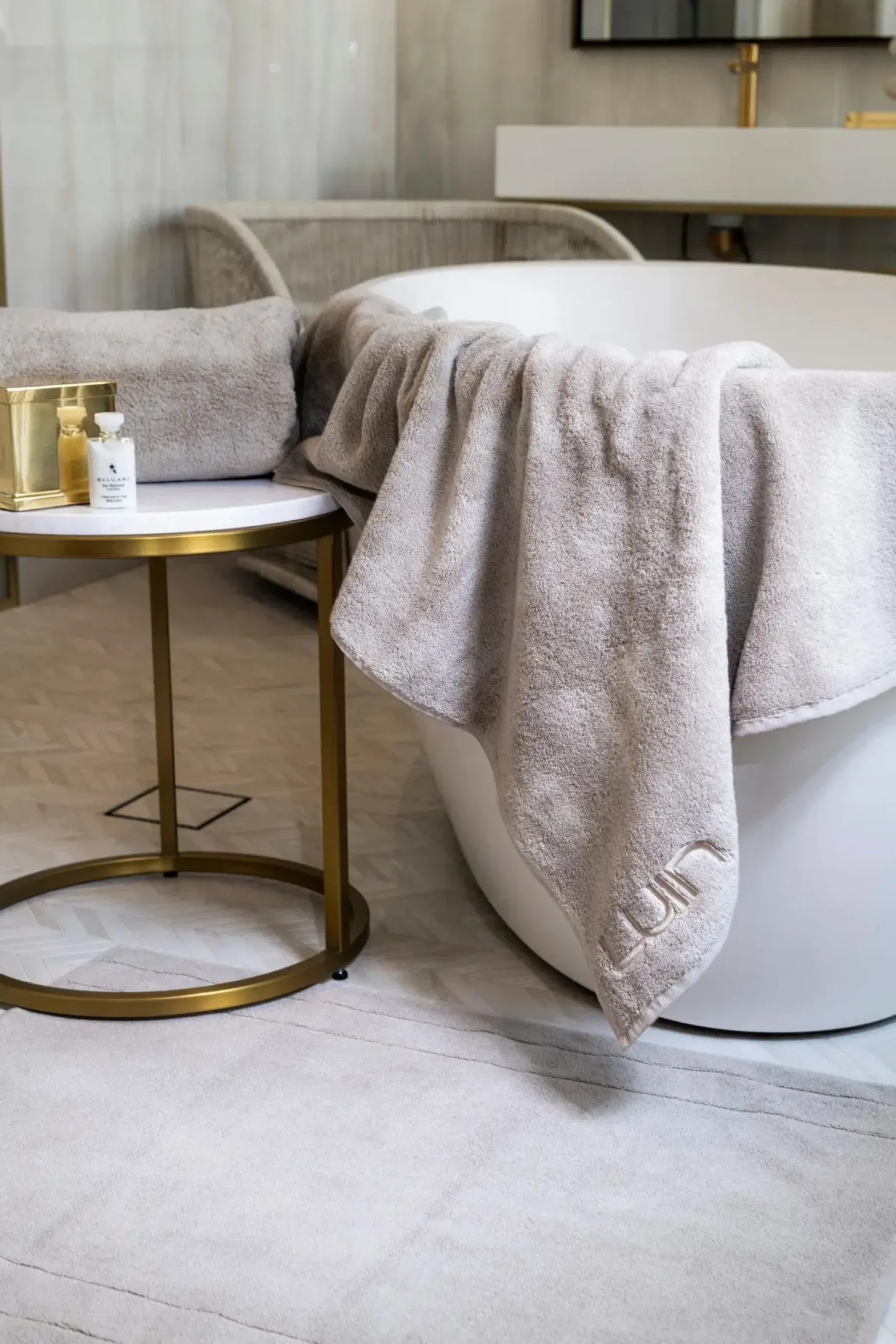 Luin Living Your Home Your Spa jättipyyhe 100x150 cm sand