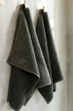 Luin Living Your Home Your Spa käsipyyhe 50x80 cm granite