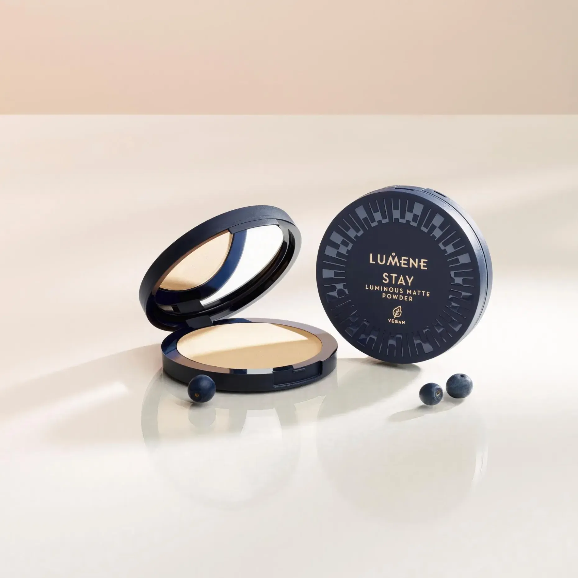 Lumene Stay Luminous Matte puuteri 10 g