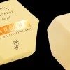 Luonkos Radiant öljypuhdistuskakku kasvoille 60 ml