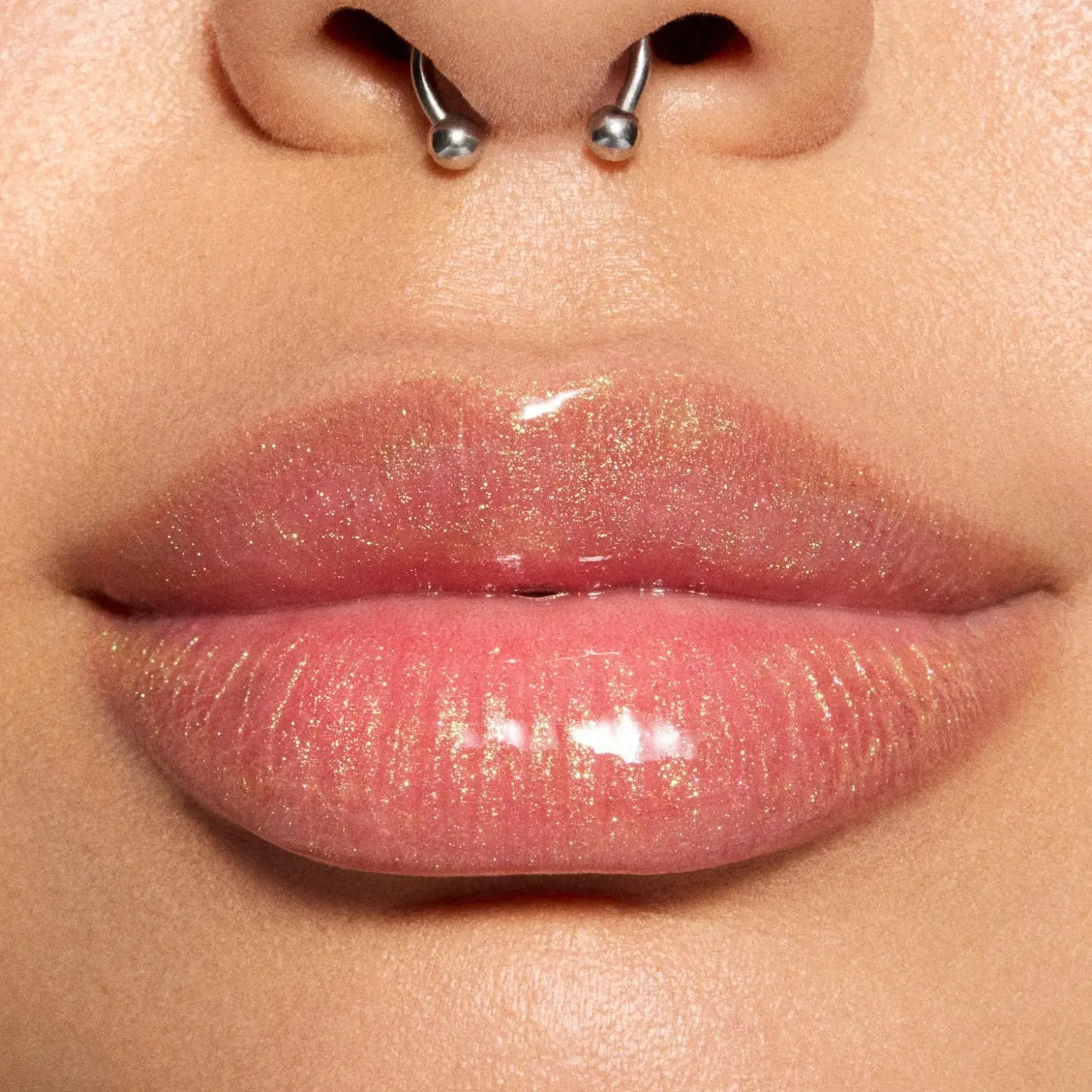 MAC Cosmetics Metamorphosis Lipglass Blow Plumping Oil -huuliöljy 5 ml