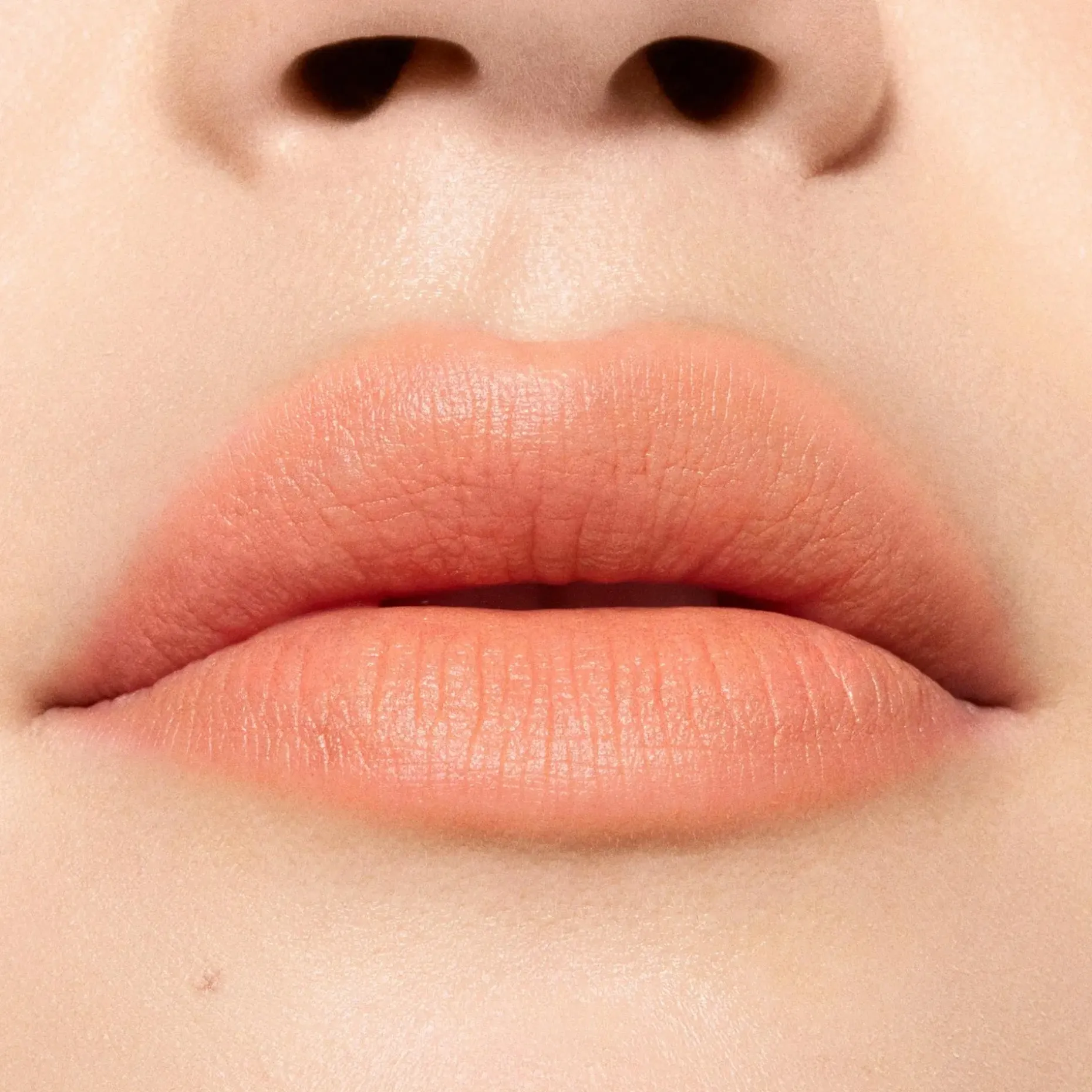 MAC Cosmetics Powder Kiss Hazy Matte Lipstick -huulipuna 3,5 g