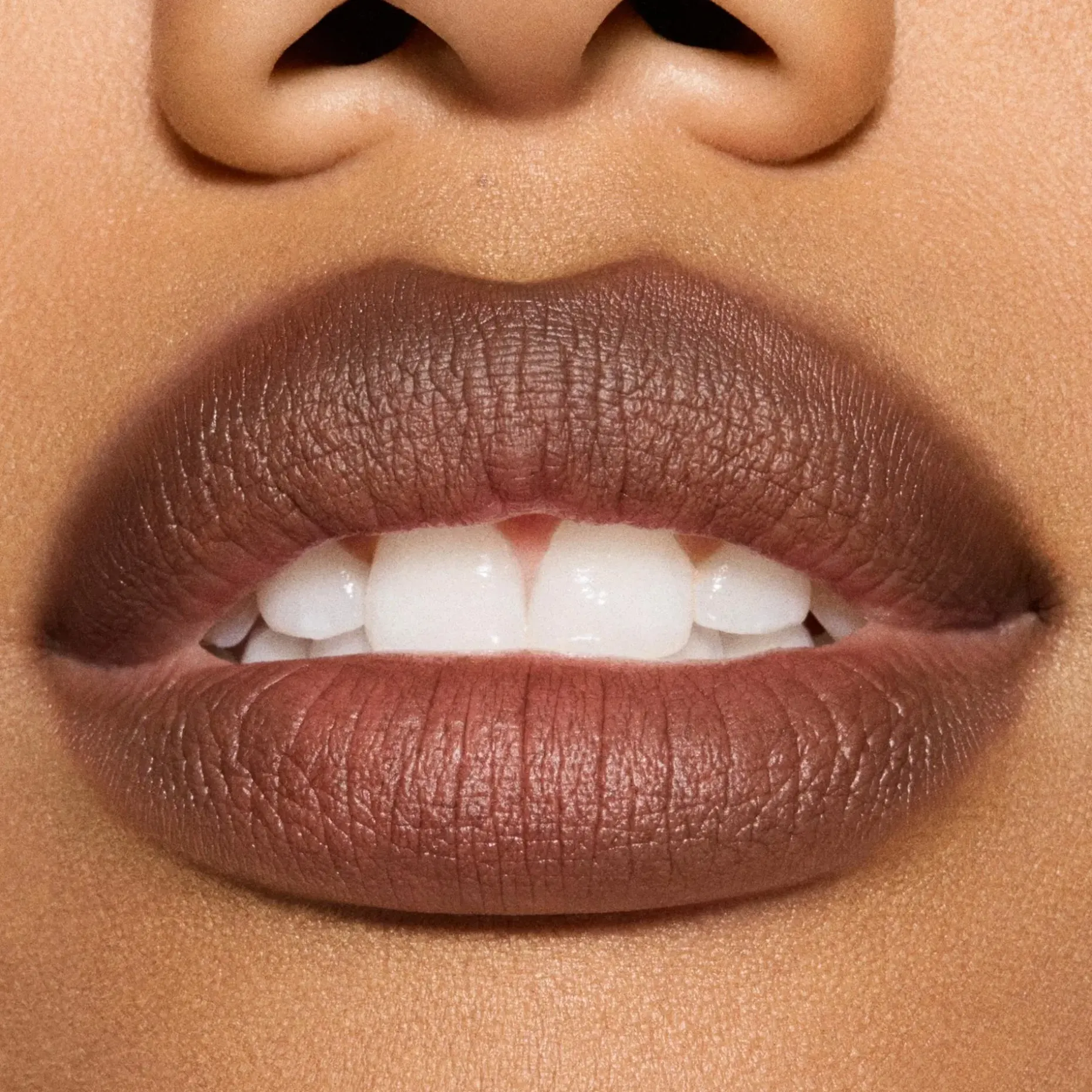 MAC Cosmetics Powder Kiss Hazy Matte Lipstick -huulipuna 3,5 g