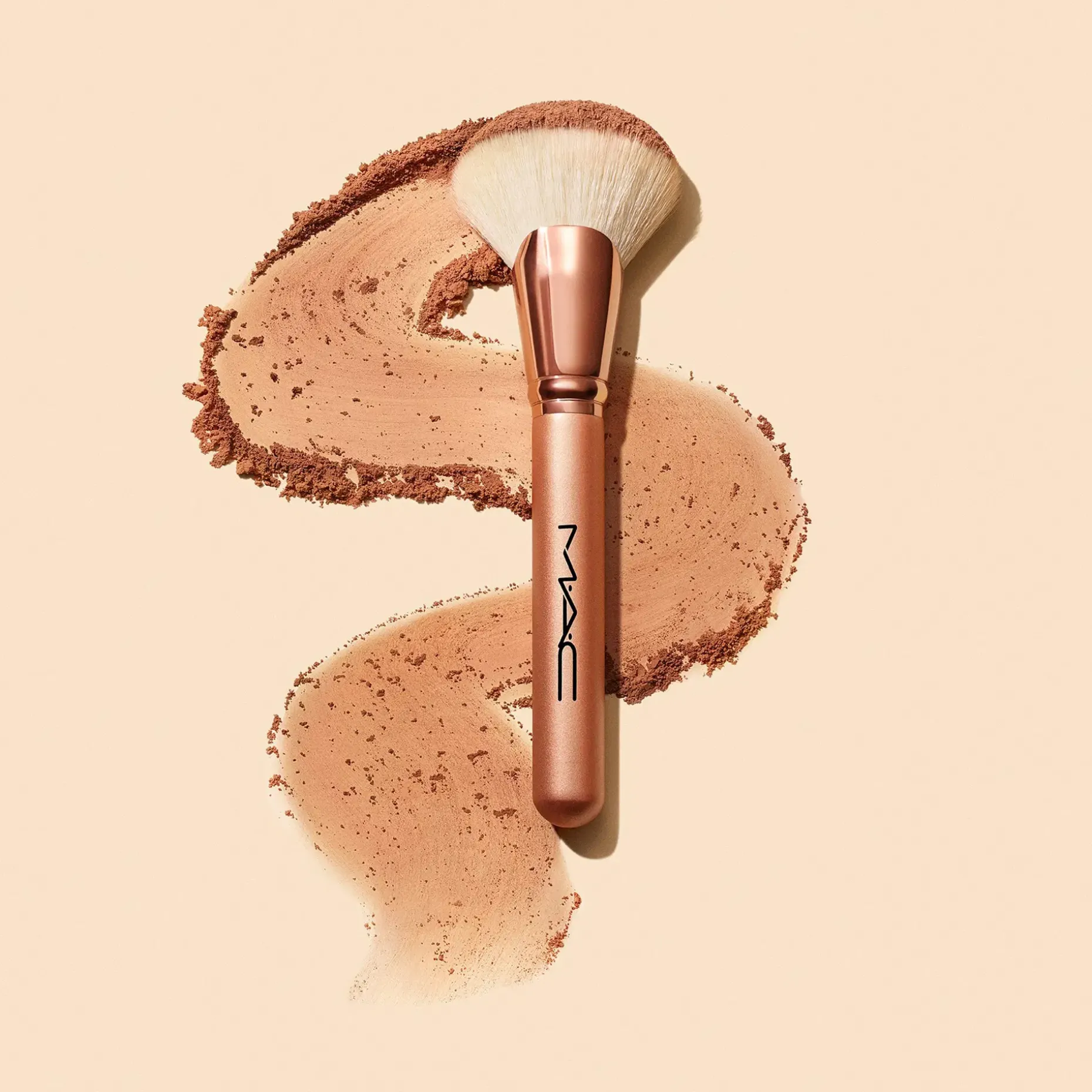 MAC Skinfinish Sunstruck Matte Bronzer aurinkopuuteri 8 g