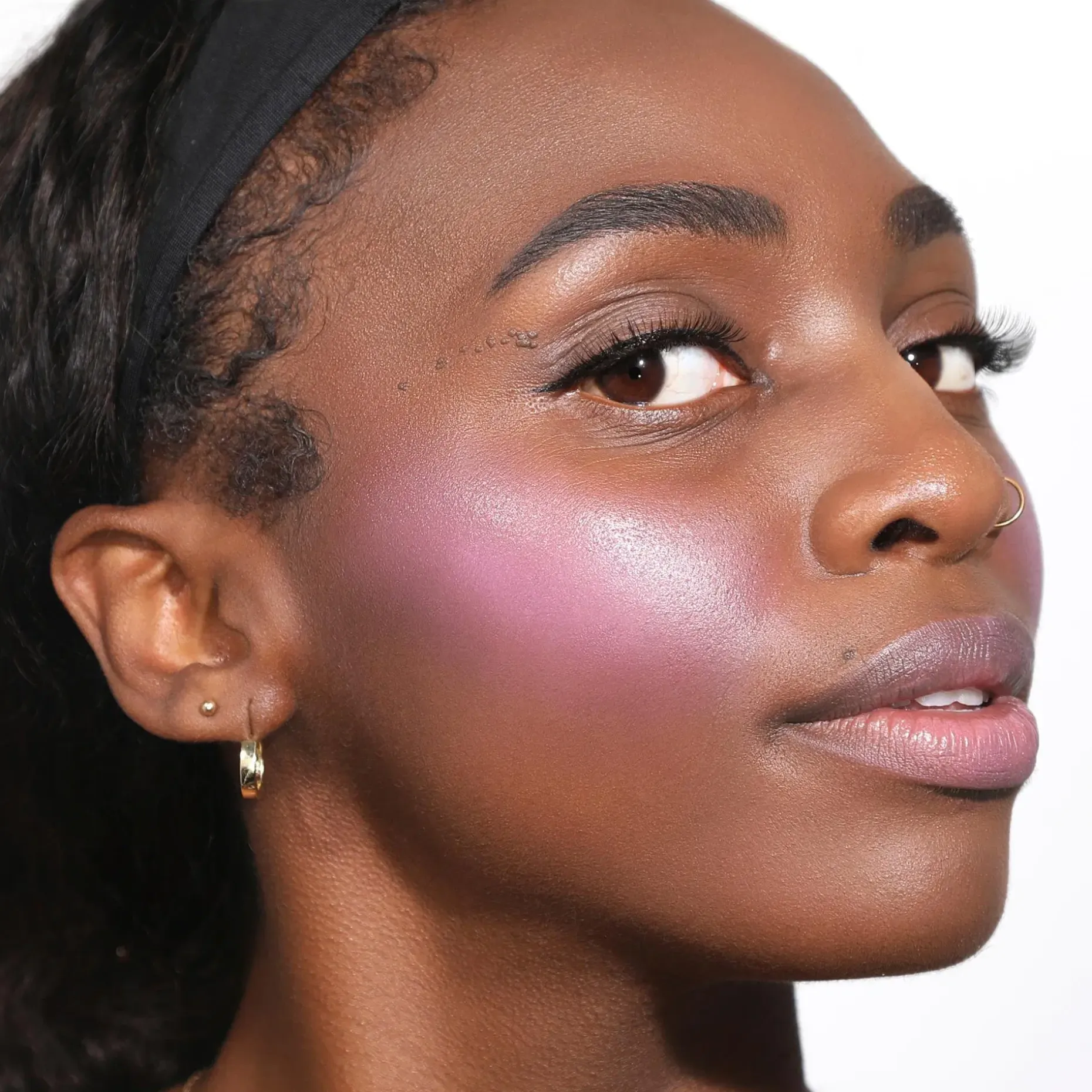 MOIRA Love Steady Liquid Blush nestemäinen poskipuna 4,8 g