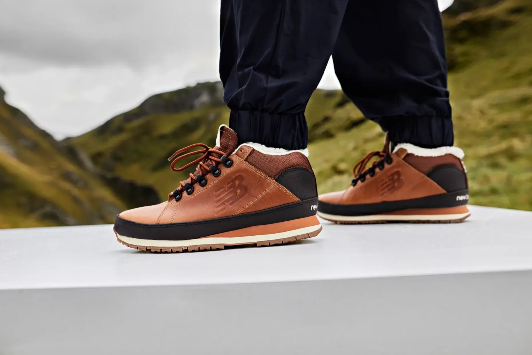 New Balance H754 talvilenkkarit
