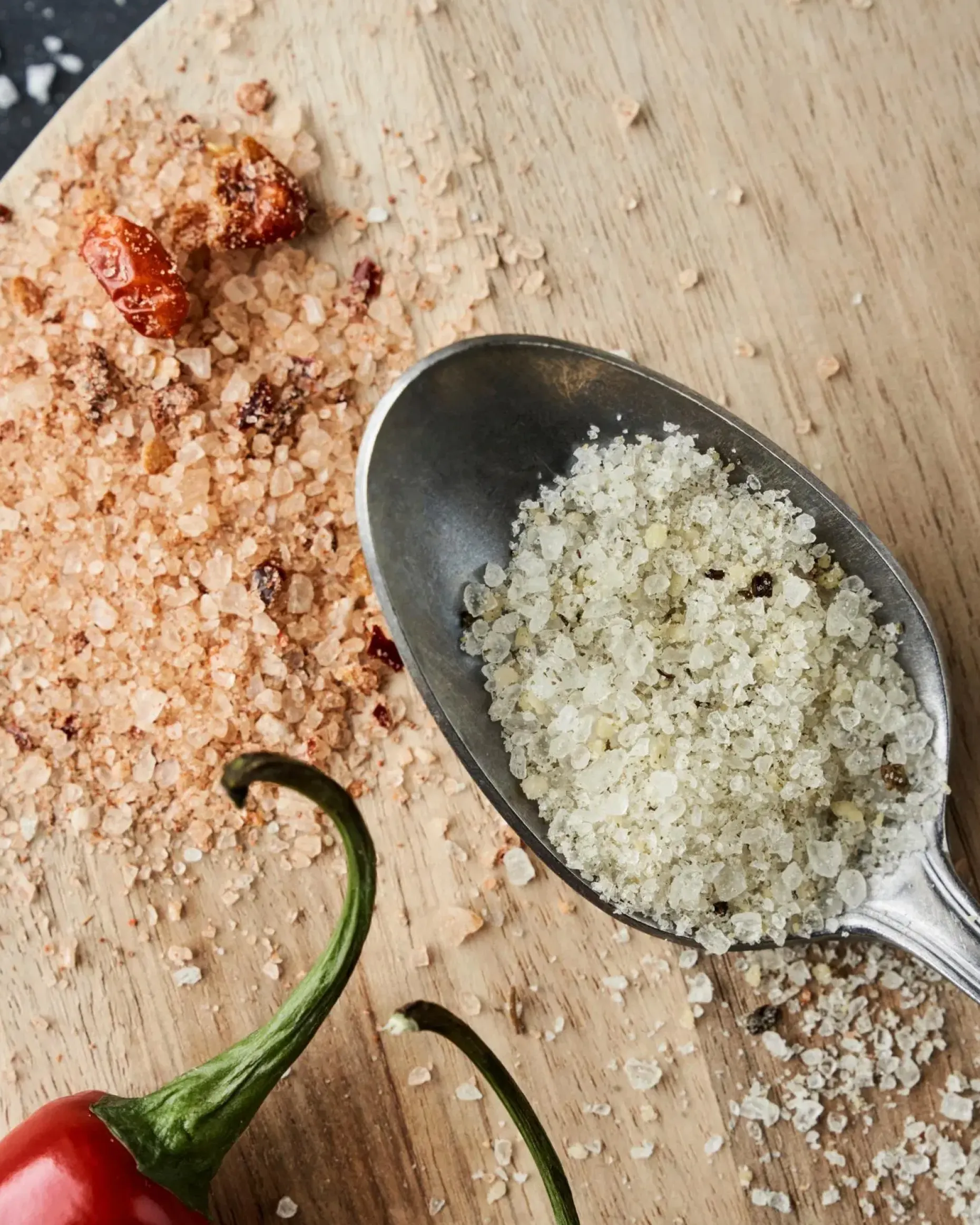 Nicolas Vahé Lahjapakkaus Suola parmesaani ja Basilika + Suola Everyday Mix