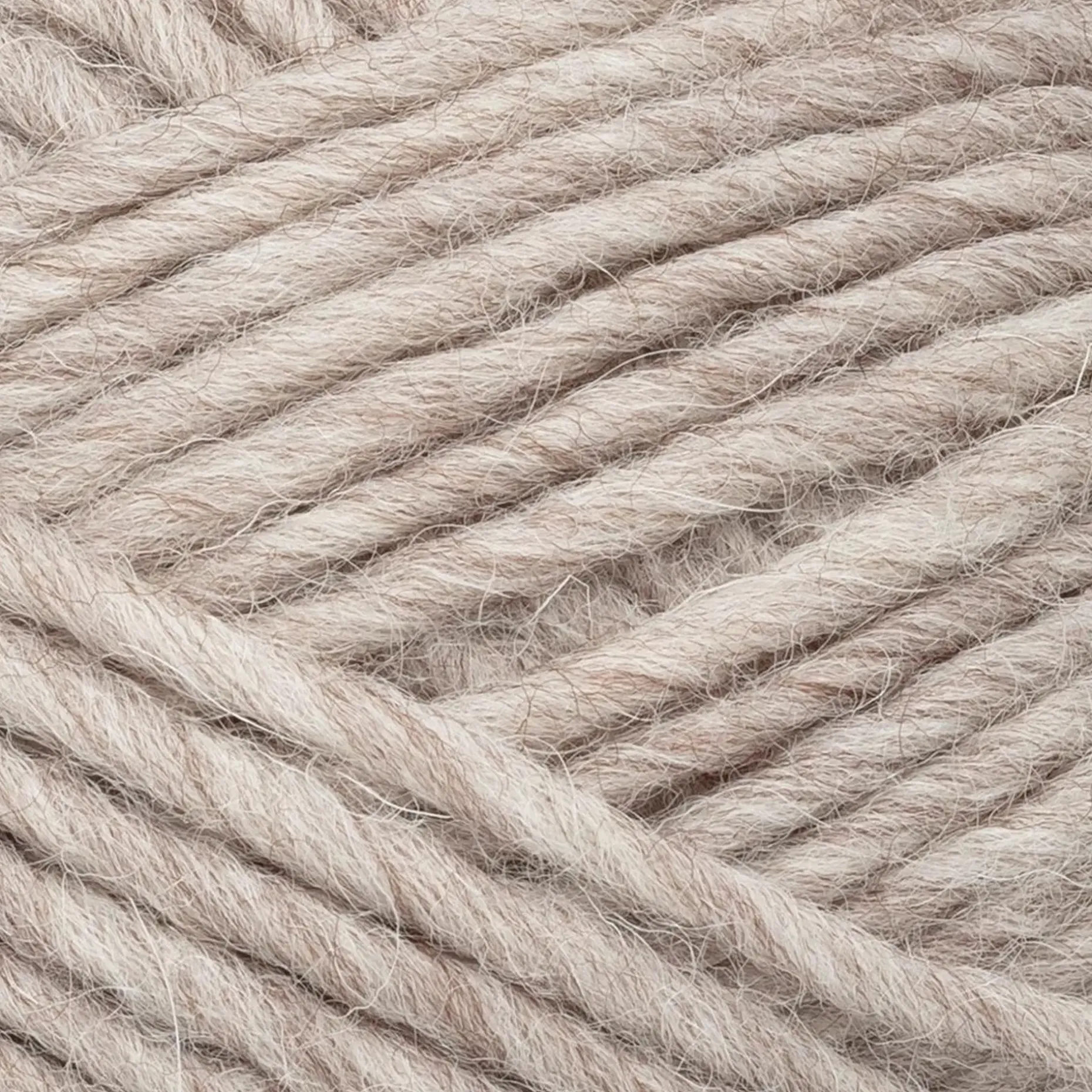 Novita lanka Hygge Chunky 100 g hiekka 060
