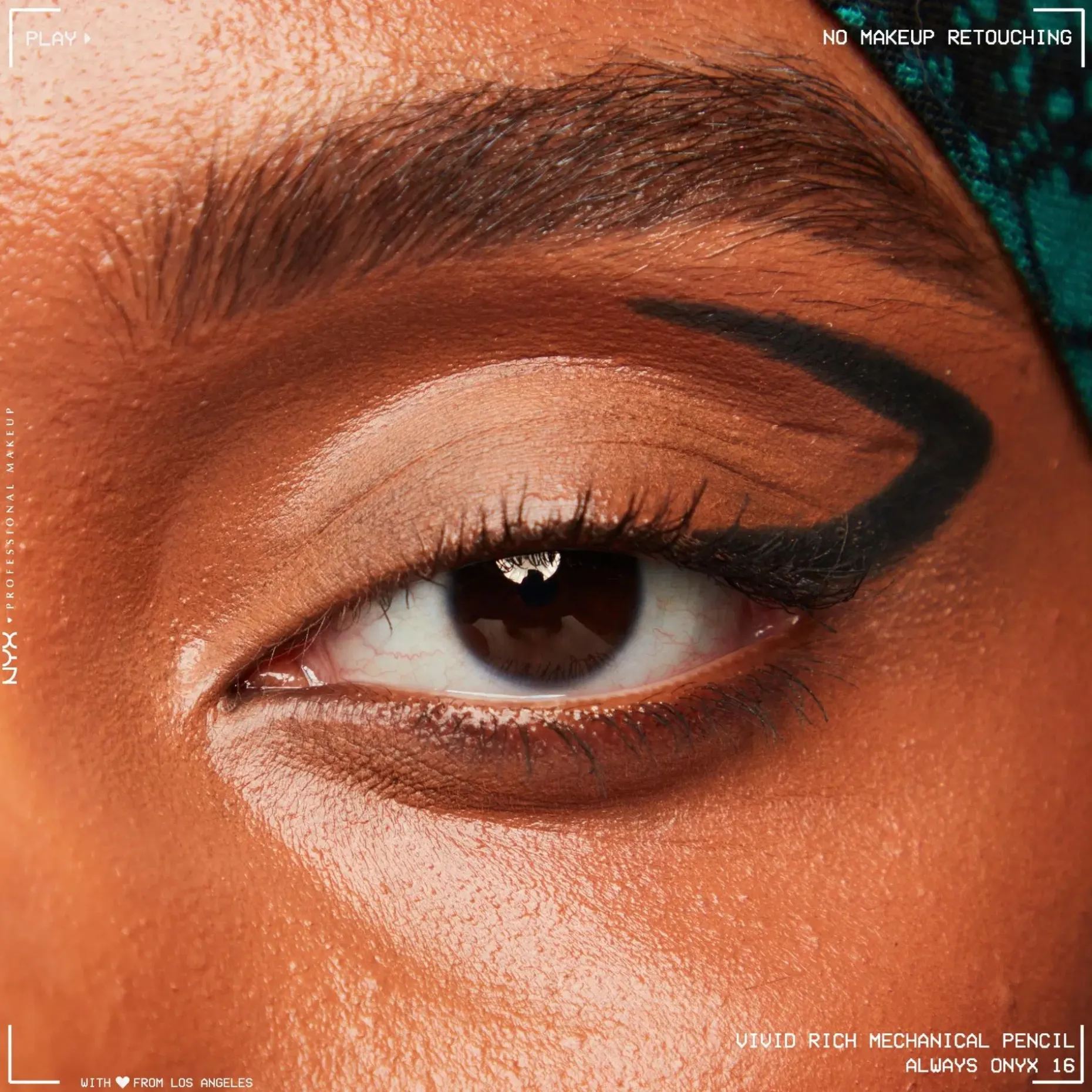 NYX Professional Makeup Vivid Rich Mechanical Liner silmänrajauskynä 0,28 g