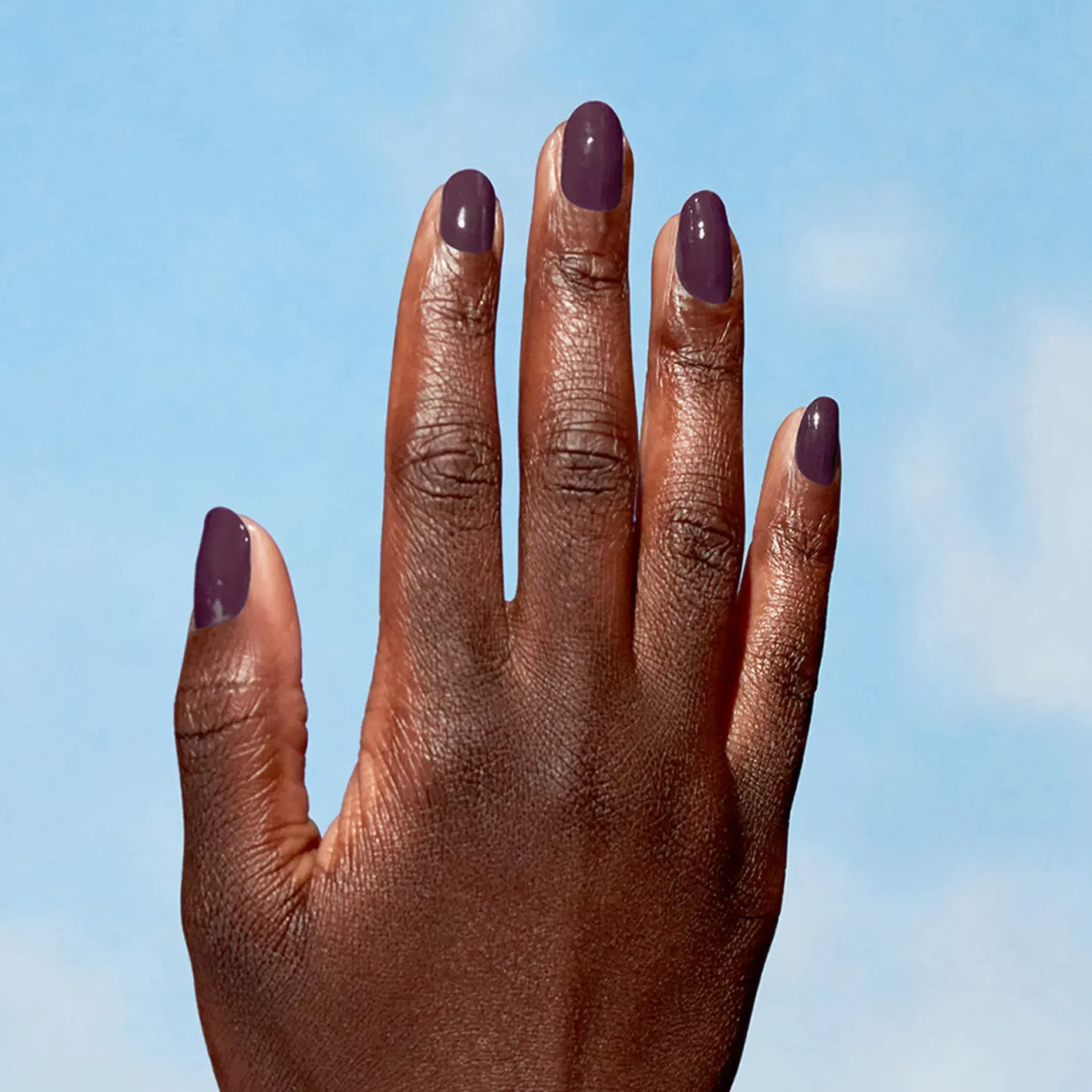 OPI Nature Strong Lacquer kynsilakka 15 ml