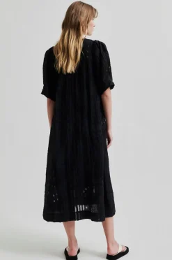 Second Female Nete mekko