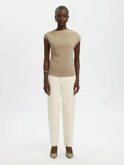 Selected Slfmolly toppi