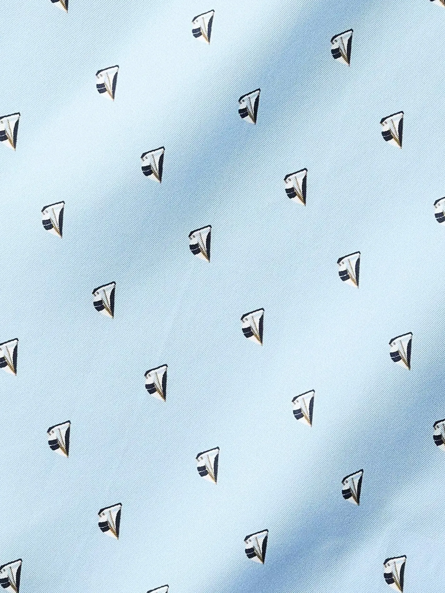 Selected Slhlandon silk hankie taskuliina