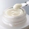 SENSAI Absolute Silk Illuminative Cream kasvovoide 40 ml