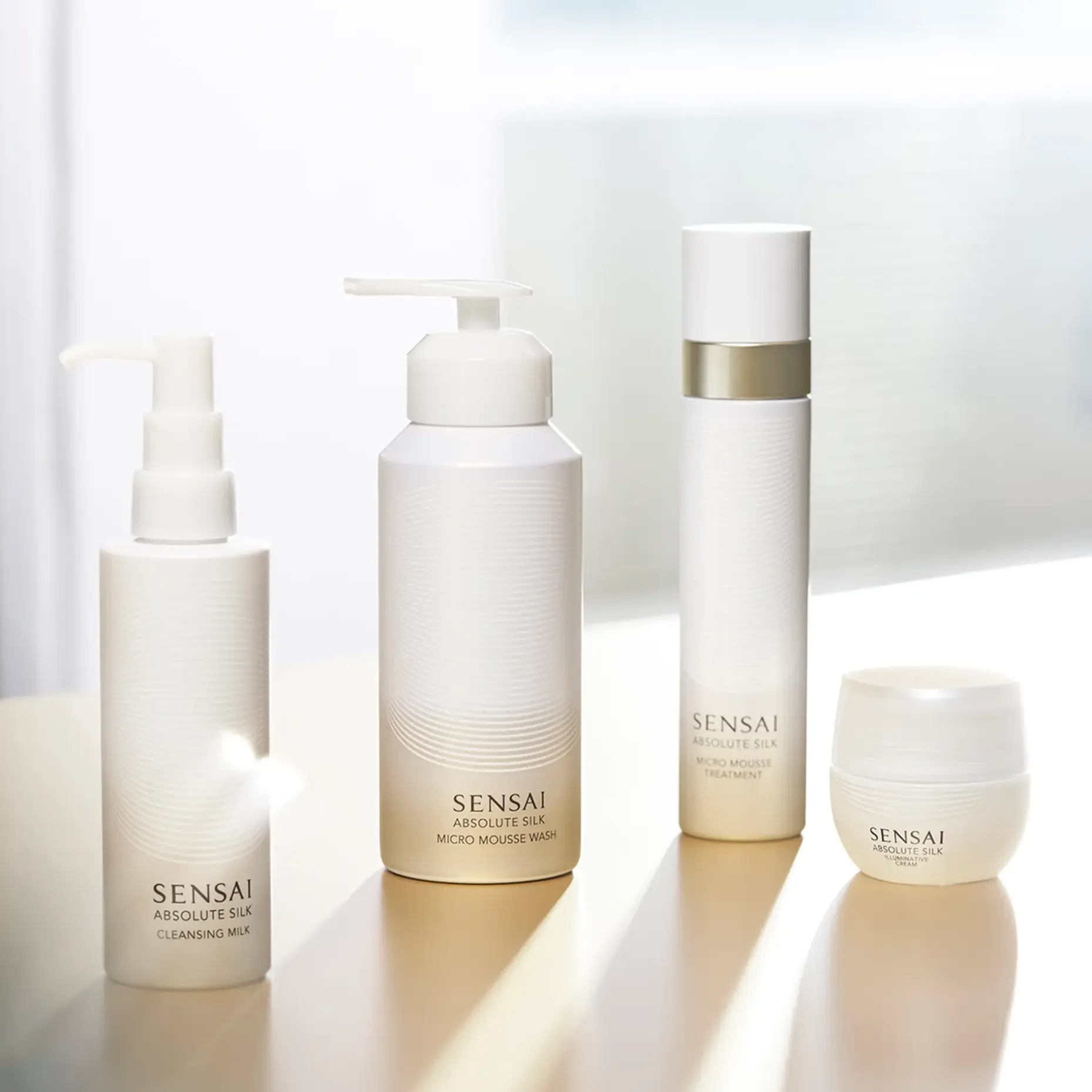 SENSAI Absolute Silk Micro Mousse Treatment vaahtomainen hoitovesi 90 ml
