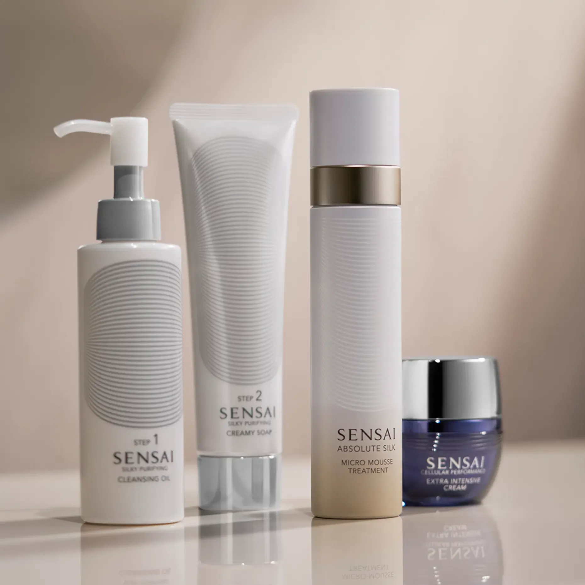 SENSAI Absolute Silk Micro Mousse Treatment vaahtomainen hoitovesi 90 ml