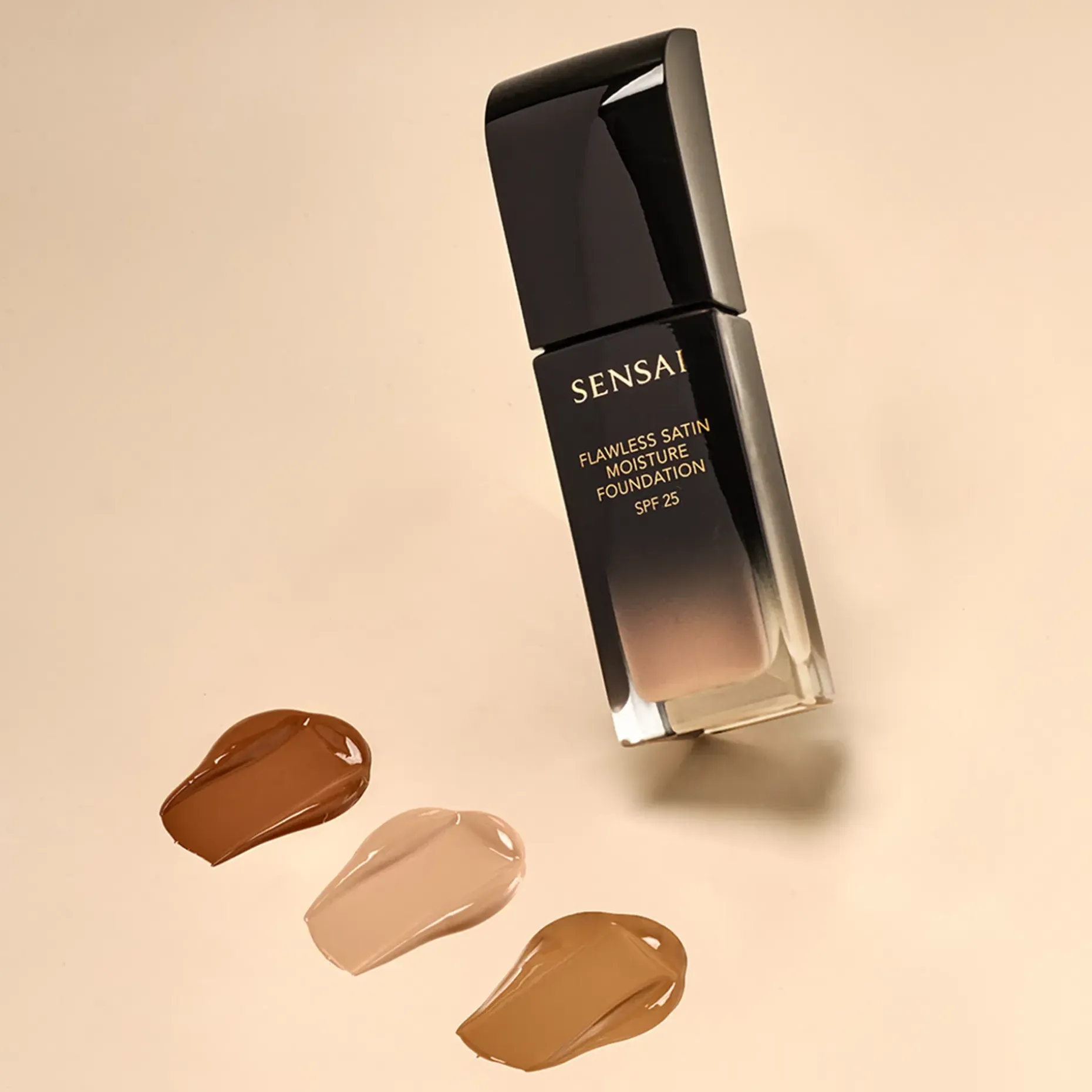 SENSAI Flawless Satin Moisture Foundation SPF 25 meikkivoide 30 ml