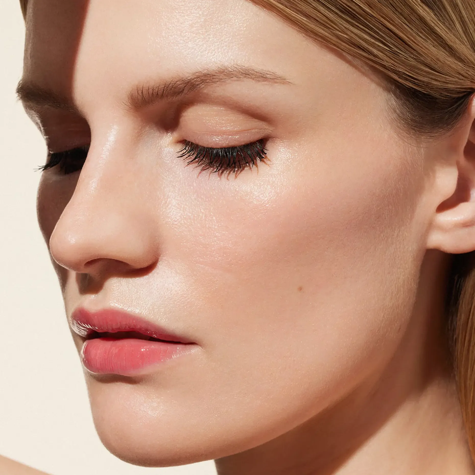 SENSAI Lash Volumiser Mascara 38°C ripsiväri 10 ml