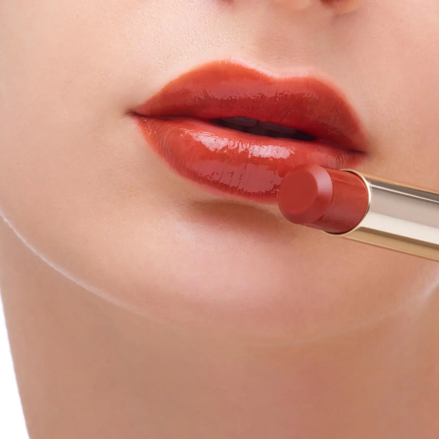 SENSAI Lasting Plump Lipstick Refil huulipunan väritäyttöpakkaus 3,8 g