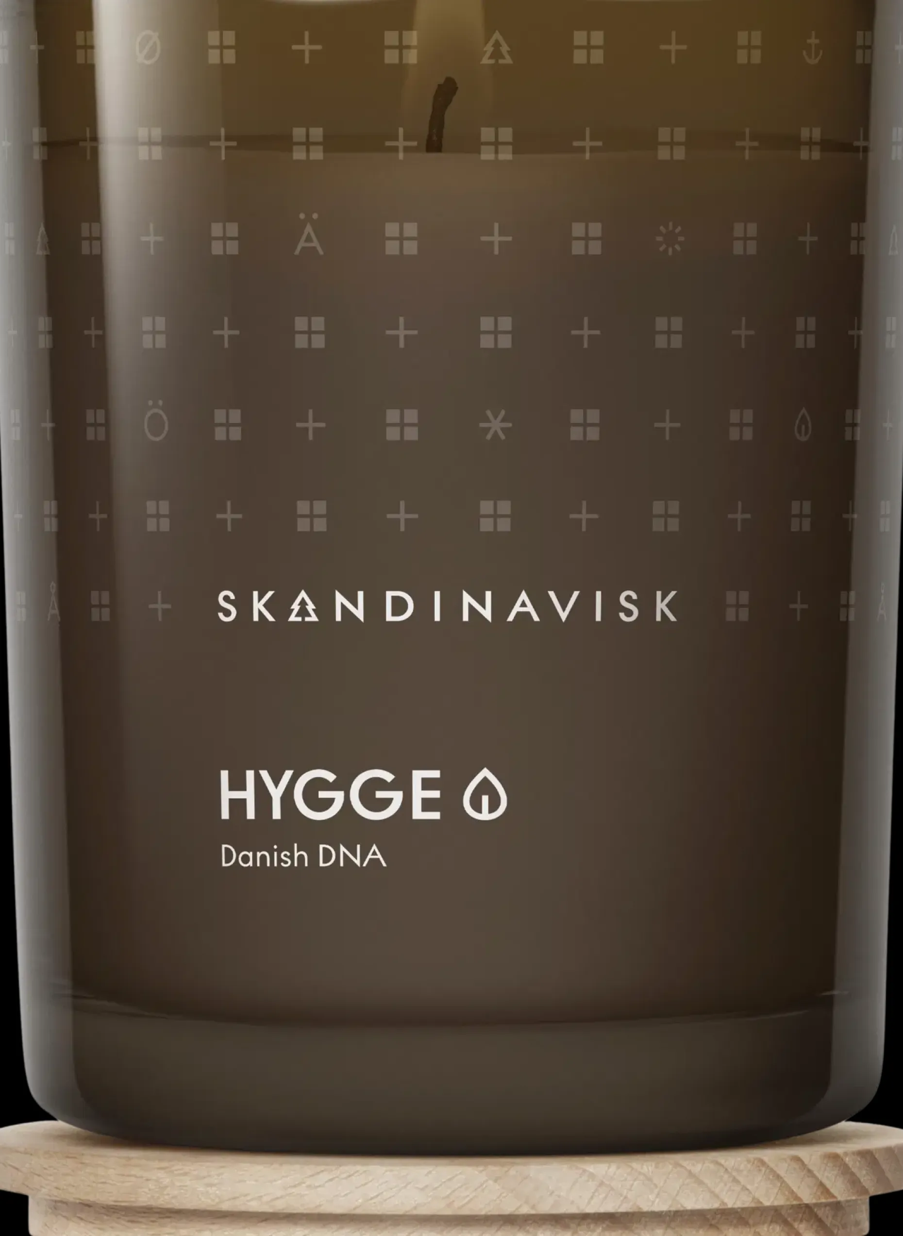 Skandinavisk HYGGE Tuoksukynttilä puukannella 200g, ruskea