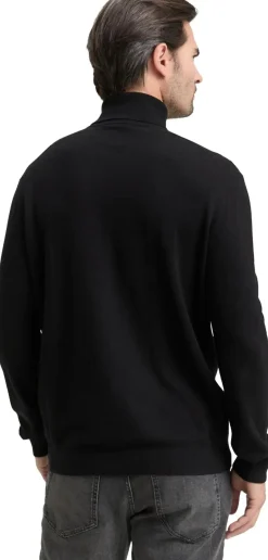 Tom Tailor neulepoolo