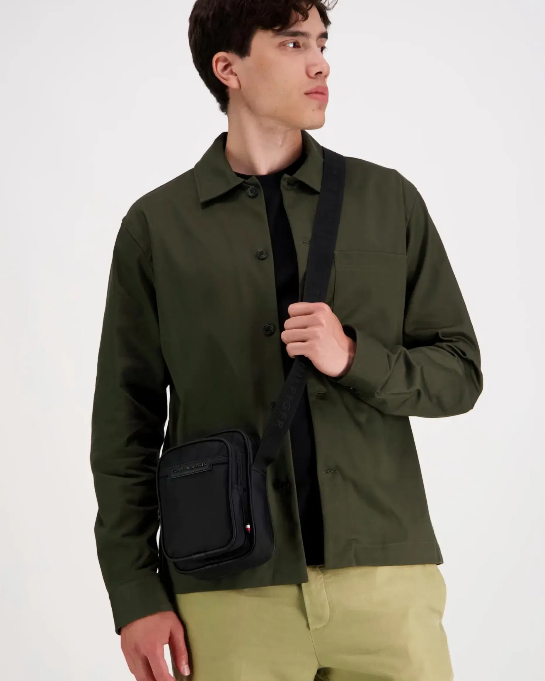 Tommy Hilfiger Repreve Mini Reporter laukku