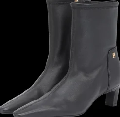 Tommy Hilfiger strech-nilkkurit